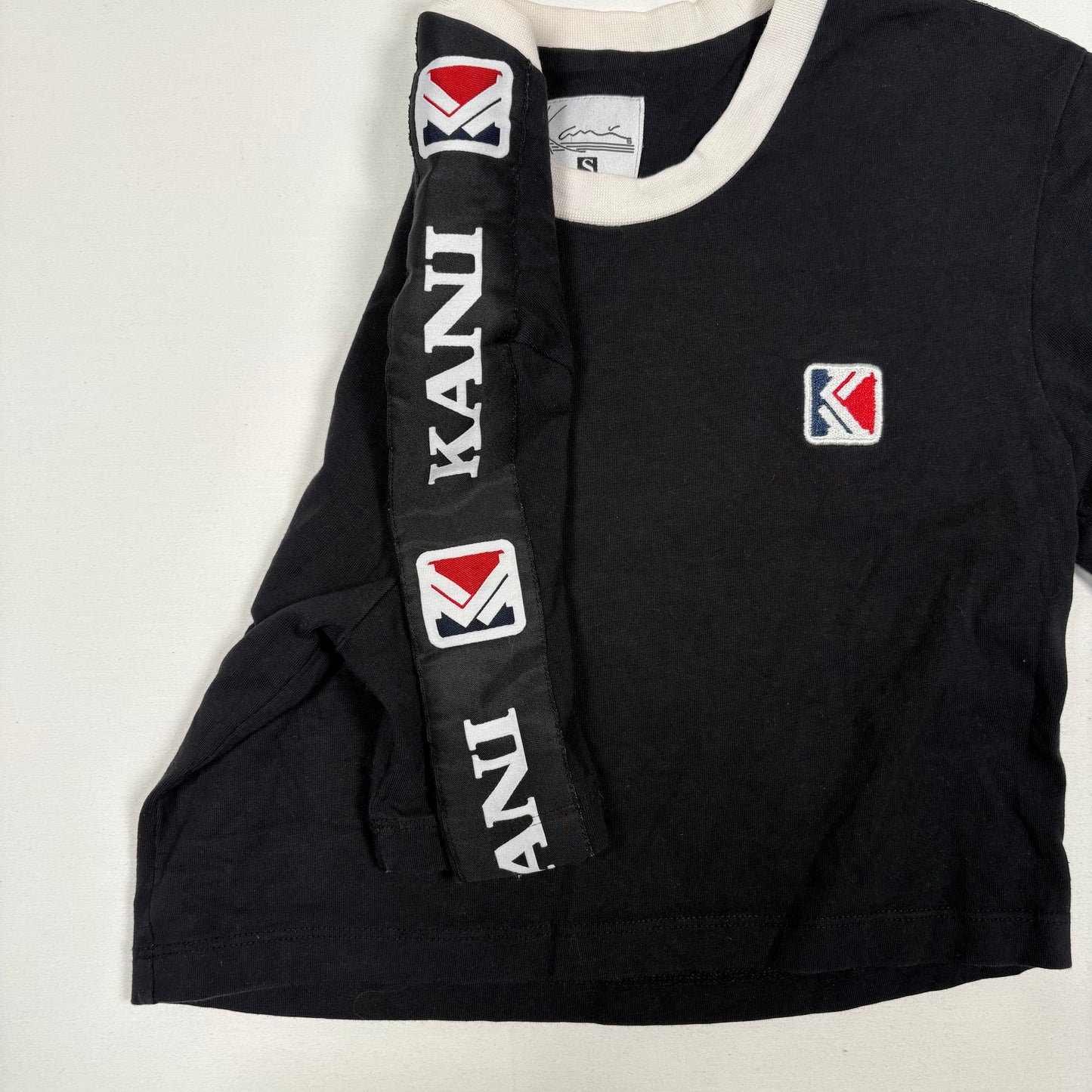 Къс топ Karl Kani