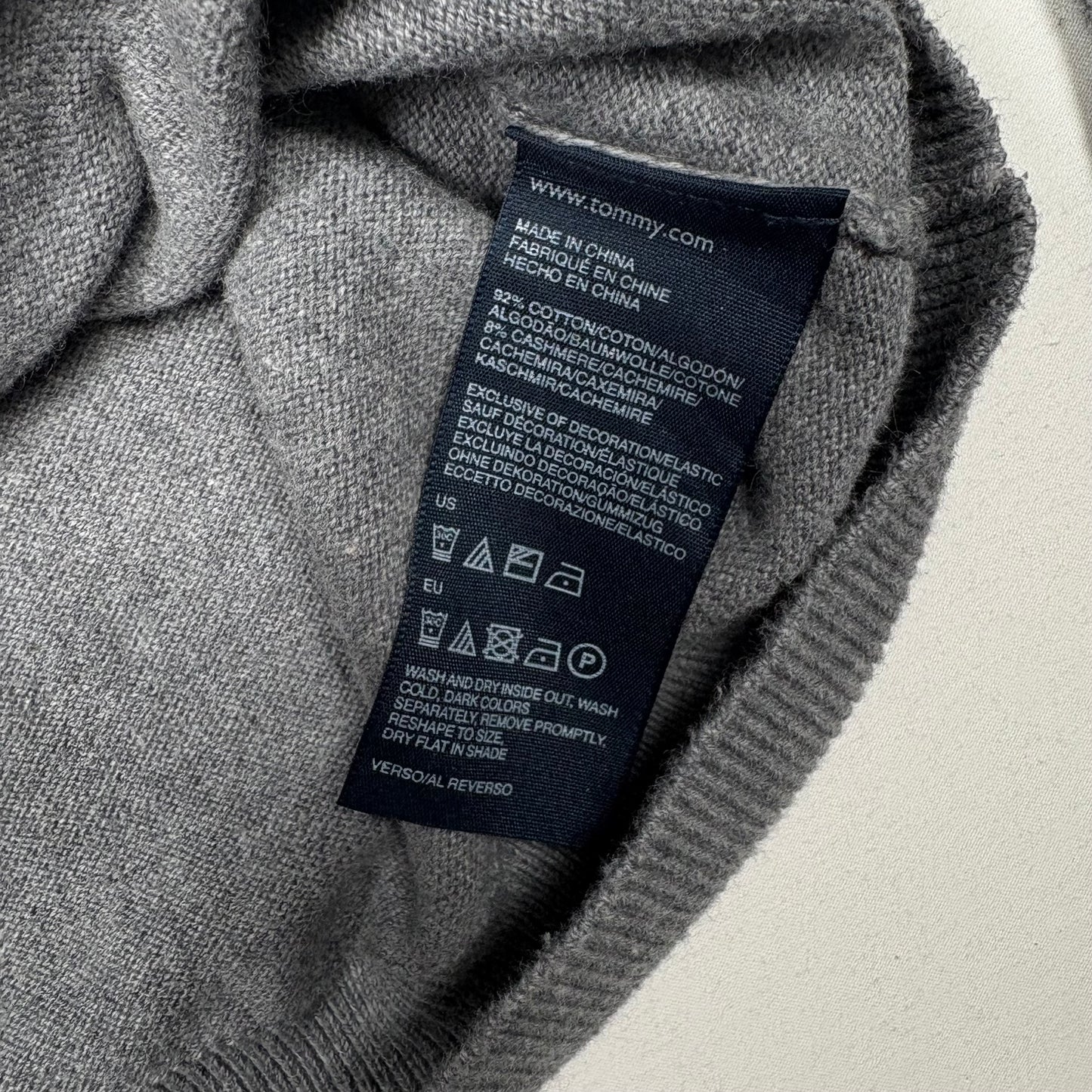 (L) Tommy Hilfiger Поло