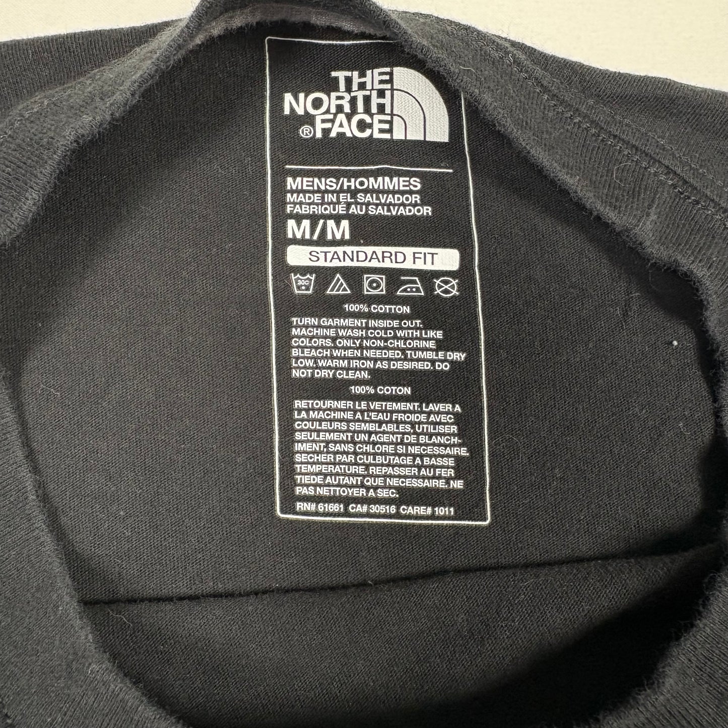 (M) The North Face T-Shirt
