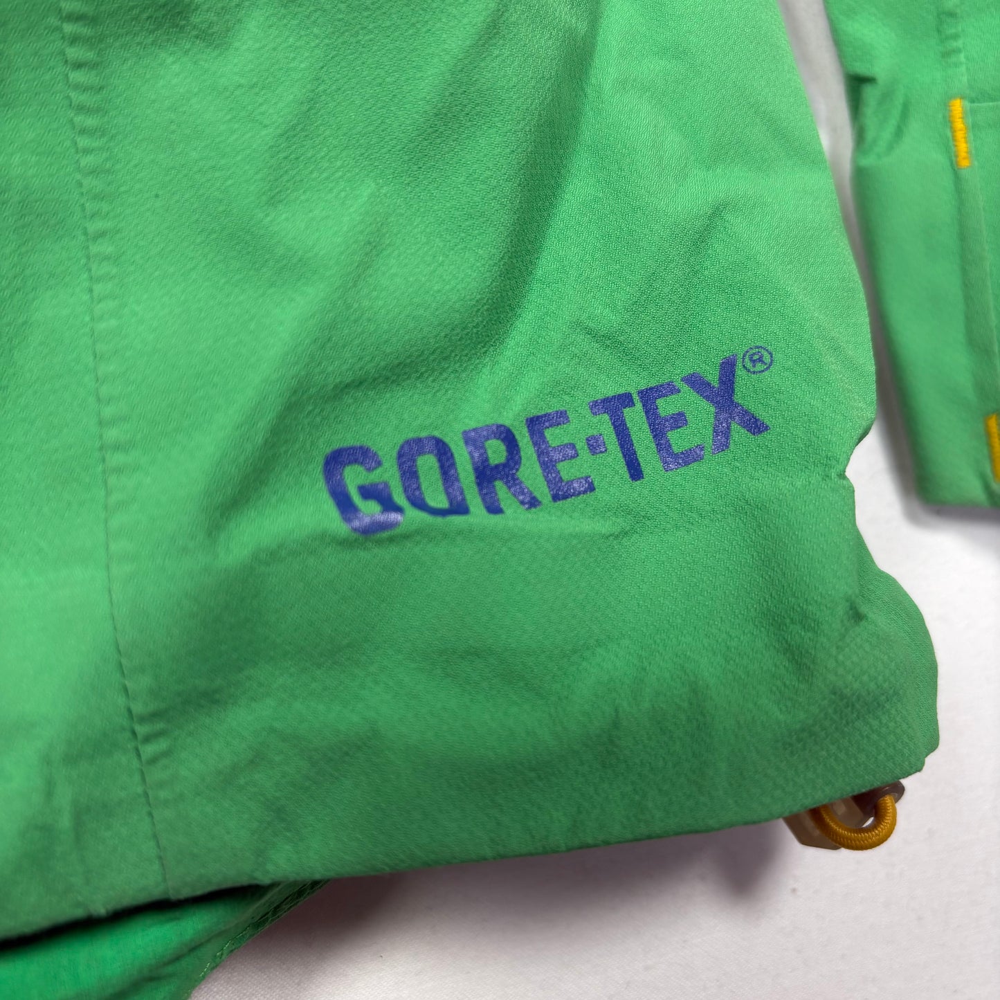 (L) Salomon Windbreaker Gore-Tex
