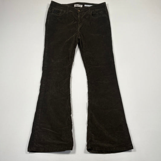 (S) Lois Flared Y2K Jeans