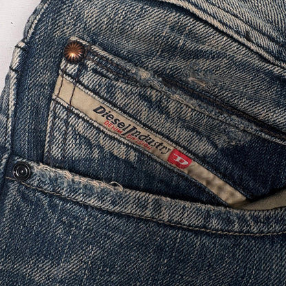 (L) Дънки Diesel Y2K