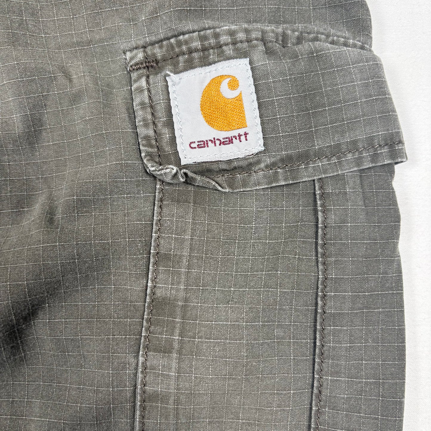 (M) Carhartt Cargo Pants